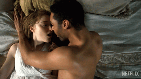 After the orgasm, you both hug each other and rest. The time for sexfighting is over, now it's the moment of love.