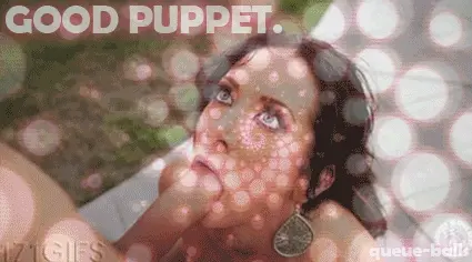 Culte de la bite par messages "subliminaux"