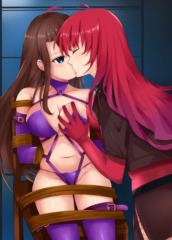 亲她